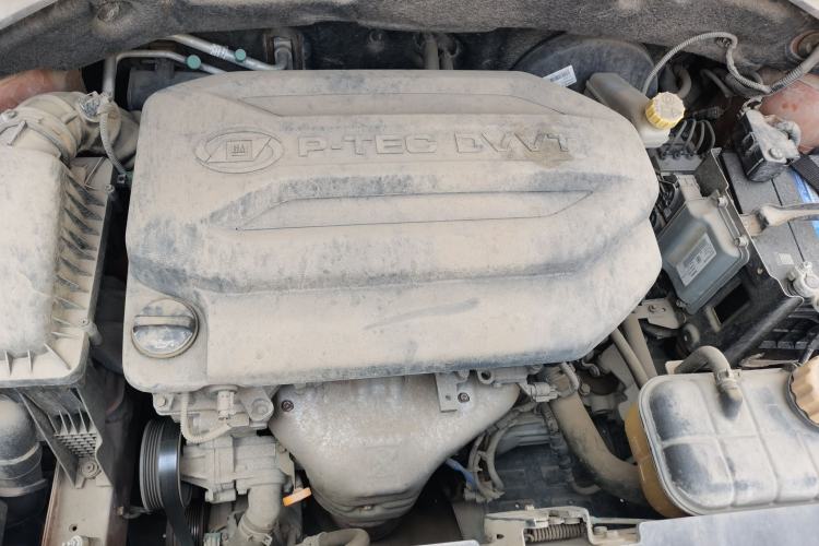 Used Baojun 510 2017 1.5L Manual Fashion Model Engine Bay