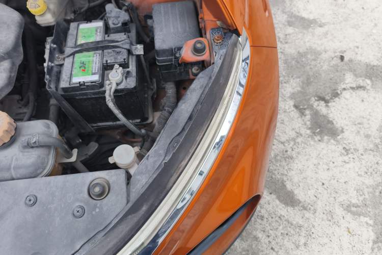 Used Baojun 510 2017 1.5L Manual Fashion Model Engine Bay Left