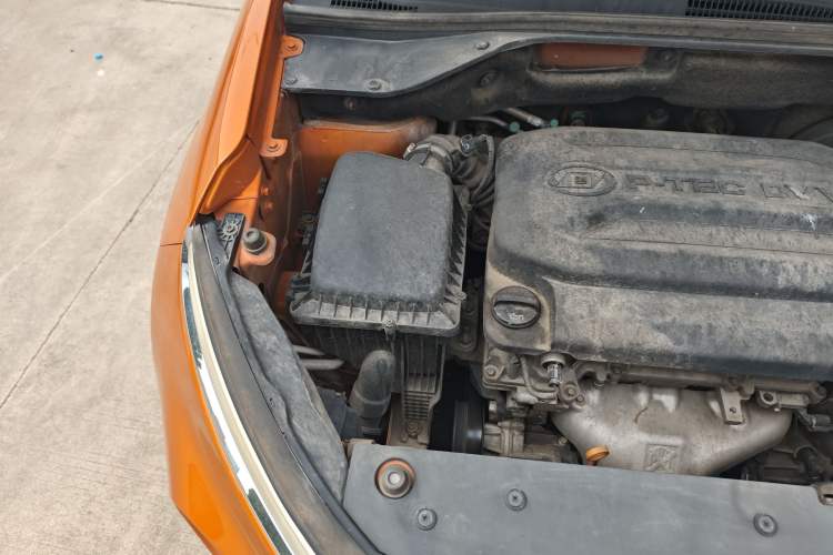 Used Baojun 510 2017 1.5L Manual Fashion Model Engine Bay Right
