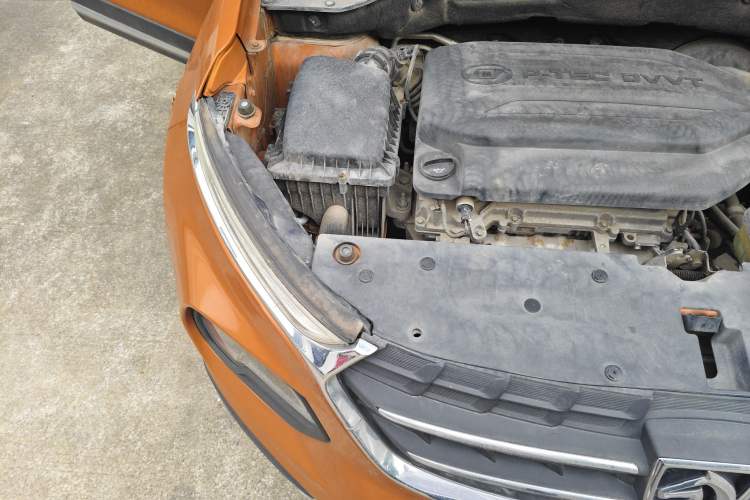 Used Baojun 510 2017 1.5L Manual Luxury Model Engine Bay Right
