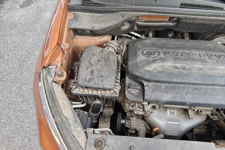 Used Baojun 510 2017 1.5L Manual Luxury Model Engine Bay Right