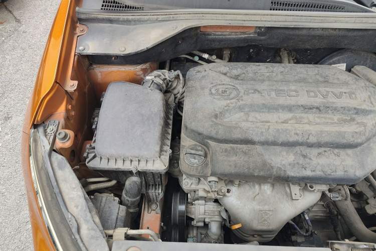 Used Baojun 510 2017 1.5L Manual Luxury Model Engine Bay Right