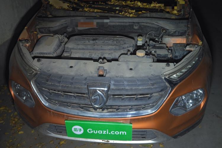 Used Baojun 510 2017 1.5L manual Comfort trim Engine Bay
