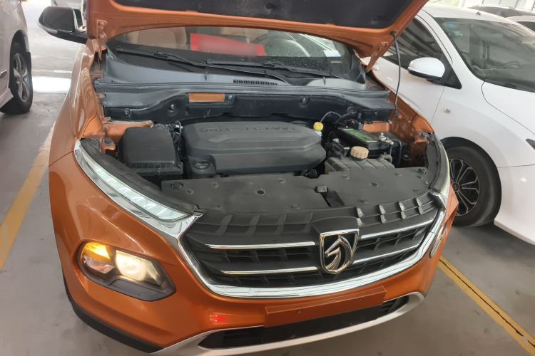 Used Baojun 510 2017 1.5L Automatic Luxury Model Engine Bay