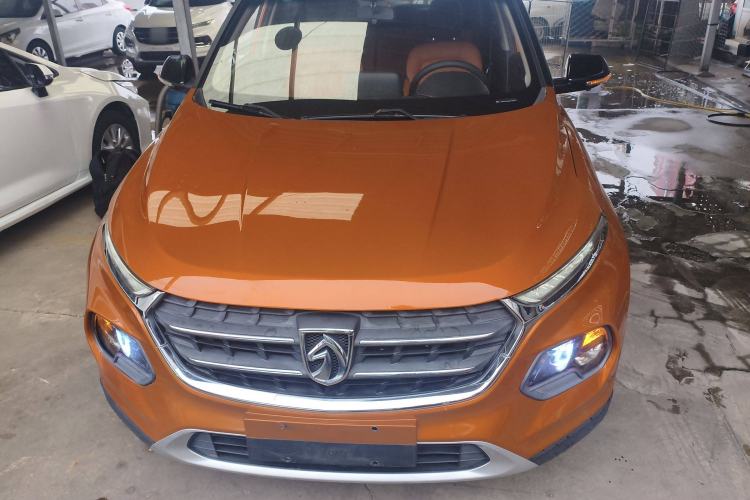 Used Baojun 510 2017 1.5L Manual Luxury Model Exterior 1