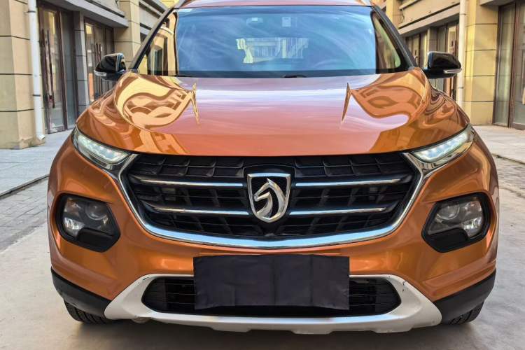 Used Baojun 510 2017 1.5L Manual Luxury Model Exterior 1