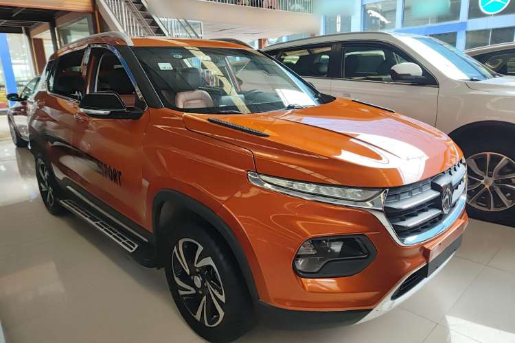 Used Baojun 510 2017 1.5L Automatic Luxury Model Exterior 2