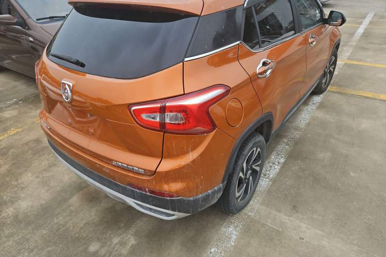 Used Baojun 510 2017 1.5L Manual Luxury Model Exterior 3
