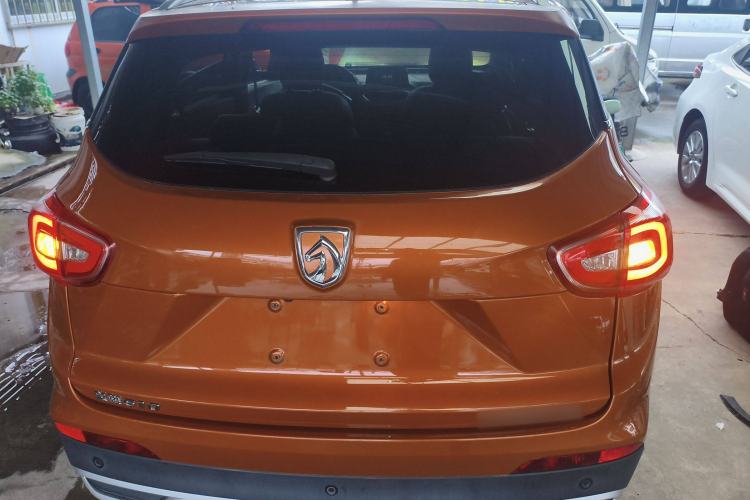 Used Baojun 510 2017 1.5L Manual Luxury Model Exterior 4