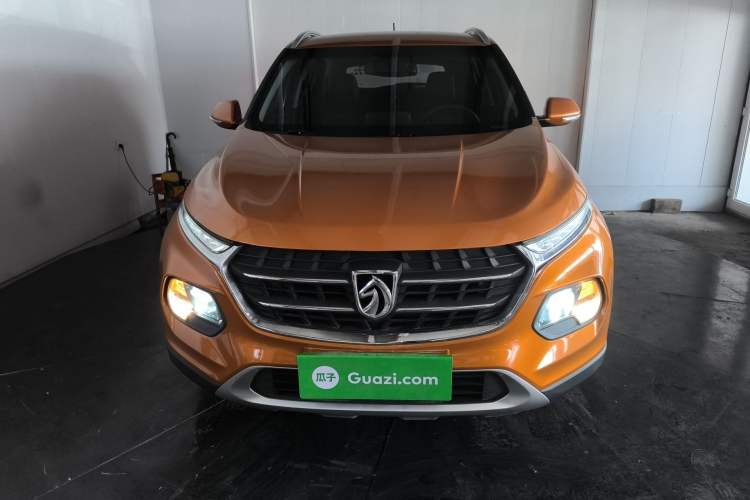 Used Baojun 510 2017 1.5L Manual Fashion Model Front