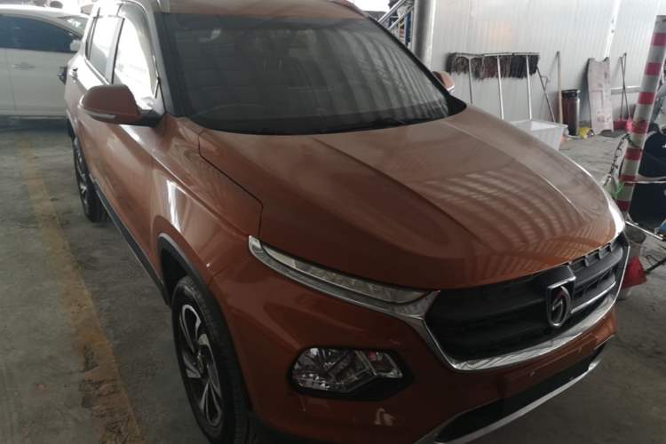 Used Baojun 510 2017 1.5L manual Comfort trim Front Right 45 Deg