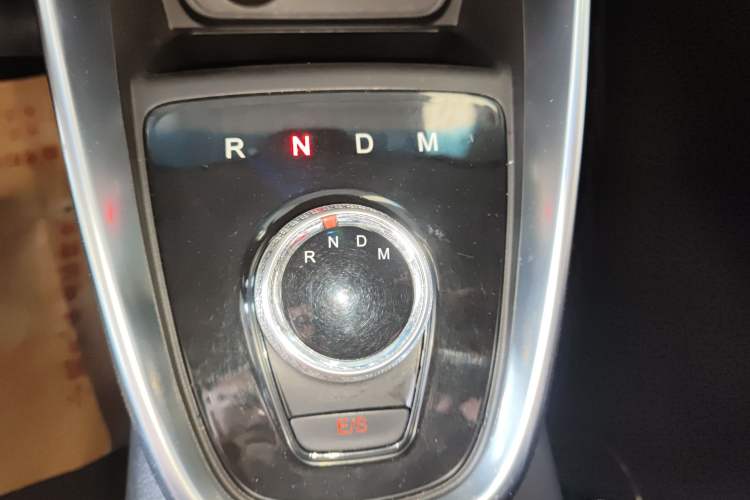 Used Baojun 510 2017 1.5L Automatic Luxury Model Gear Lever