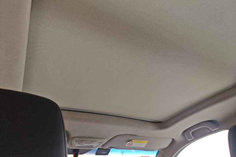 Used Baojun 510 2017 1.5L Automatic Luxury Model Headliner