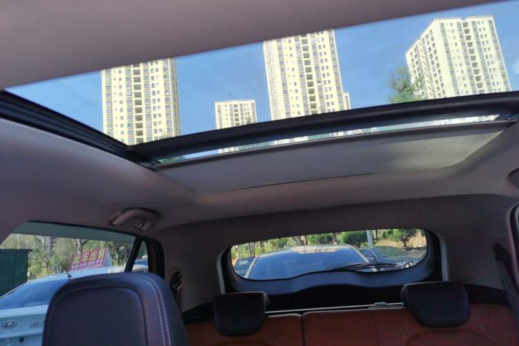 Used Baojun 510 2017 1.5L Automatic Luxury Model Headliner