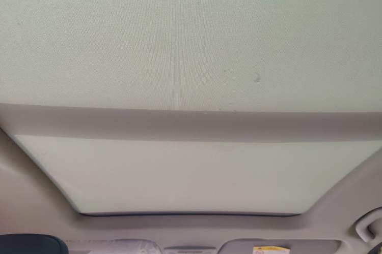 Used Baojun 510 2017 1.5L Manual Luxury Model Headliner