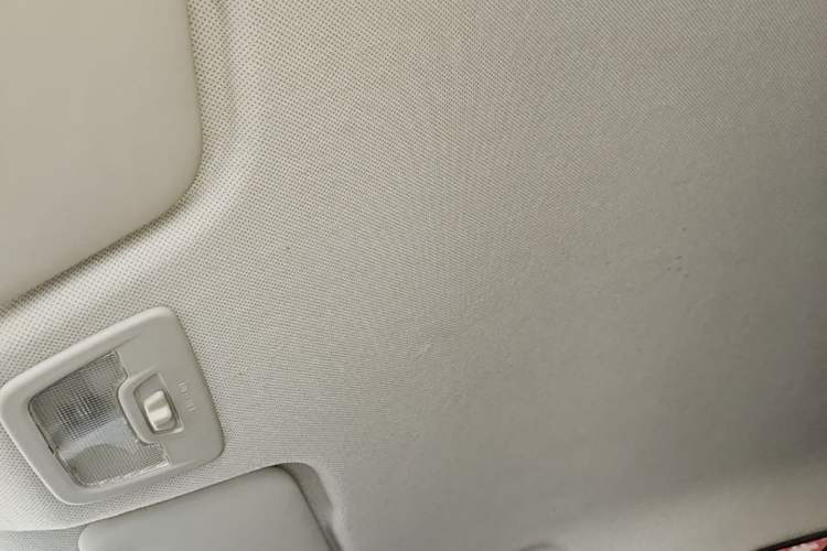 Used Baojun 510 2017 1.5L manual Comfort trim Headliner