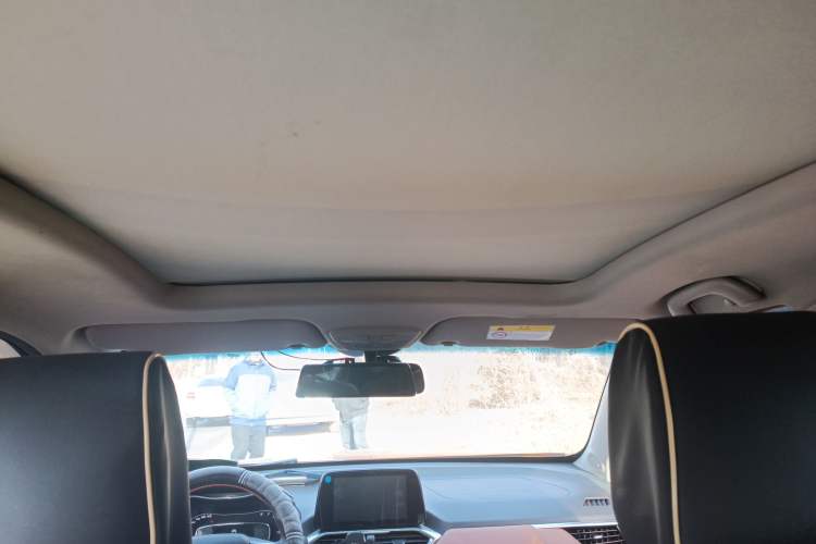 Used Baojun 510 2017 1.5L Manual Luxury Model Headliner