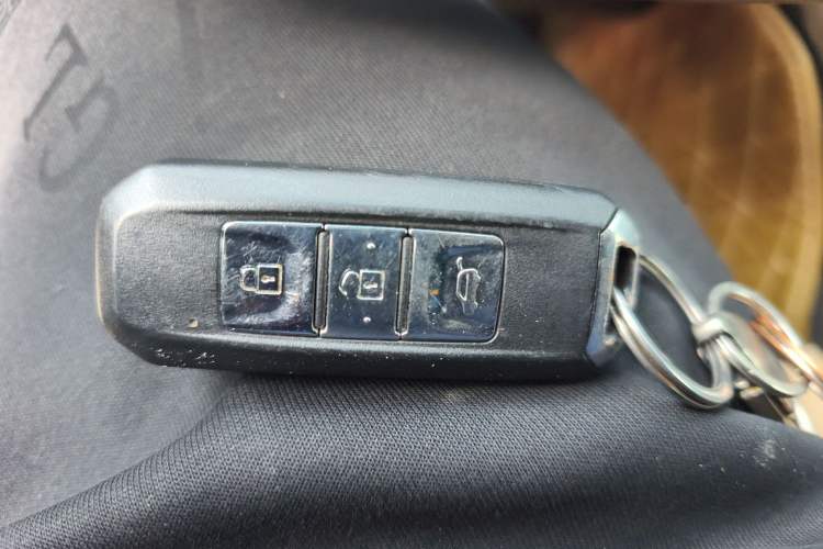 Used Baojun 510 2017 1.5L Manual Luxury Model Interior 1