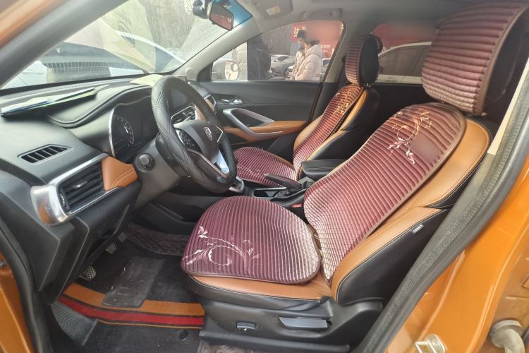 Used Baojun 510 2017 1.5L Manual Luxury Model Interior 2