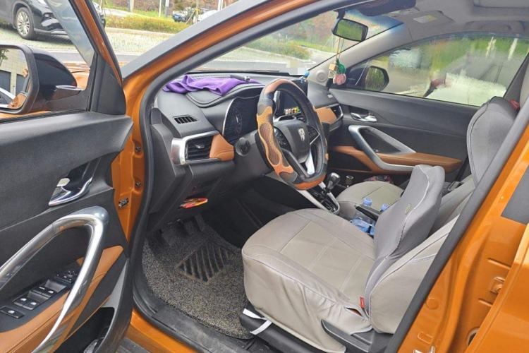 Used Baojun 510 2017 1.5L Manual Luxury Model Interior 3