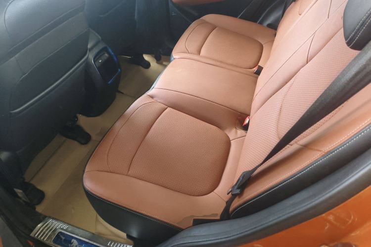 Used Baojun 510 2017 1.5L Manual Luxury Model Interior 4