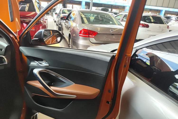 Used Baojun 510 2017 1.5L Automatic Luxury Model Interior 5