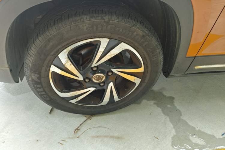 Used Baojun 510 2017 1.5L Automatic Luxury Model Left Front Wheel Hub