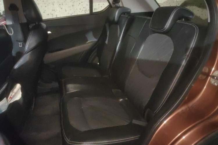 Used Baojun 510 2017 1.5L Manual Fashion Model Left Rear Seat