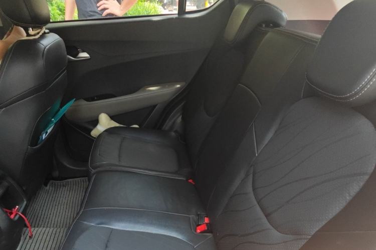Used Baojun 510 2017 1.5L Automatic Fashion Model Left Rear Seat