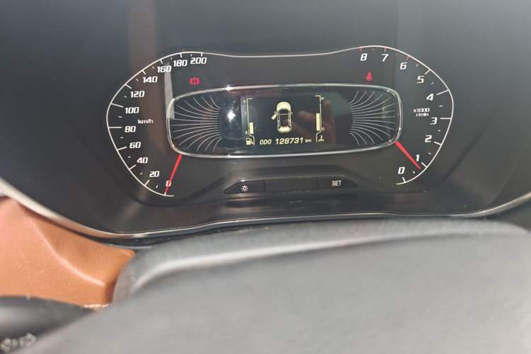 Used Baojun 510 2017 1.5L Manual Luxury Model Odometer Close Up
