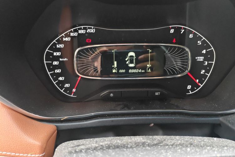 Used Baojun 510 2017 1.5L Manual Luxury Model Odometer Close Up