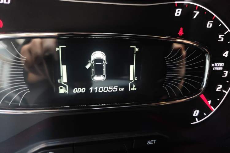 Used Baojun 510 2017 1.5L Manual Fashion Model Odometer Close Up