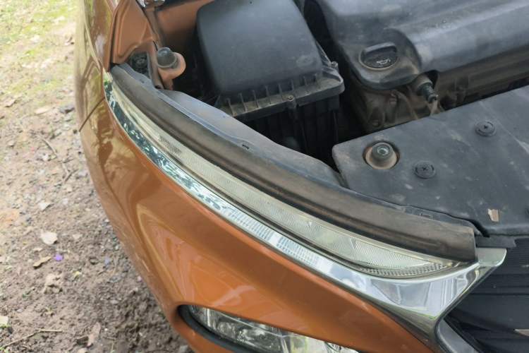 Used Baojun 510 2017 1.5L manual Comfort trim Right Front Headlight