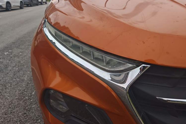 Used Baojun 510 2017 1.5L Manual Luxury Model Right Front Headlight