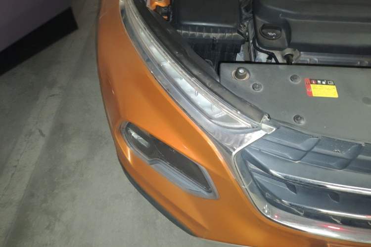 Used Baojun 510 2017 1.5L Automatic Luxury Model Right Front Headlight