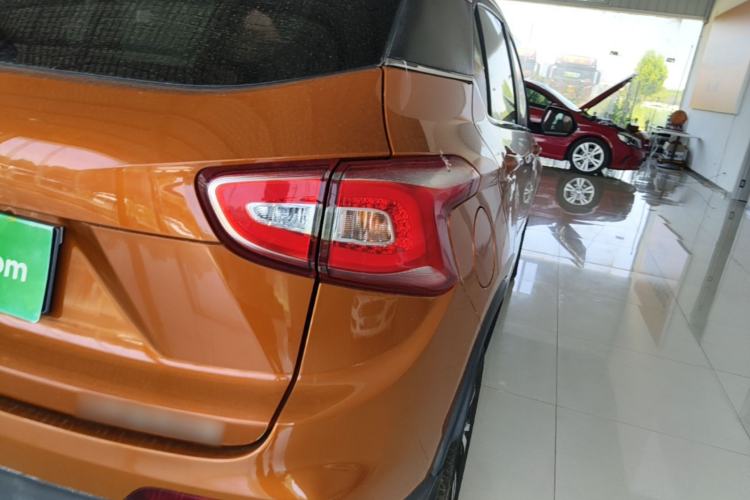 Used Baojun 510 2017 1.5L Automatic Luxury Model Right Rear Taillight