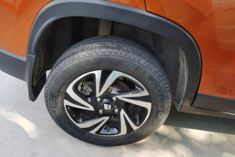 Used Baojun 510 2017 1.5L Automatic Luxury Model Right Rear Wheel Hub