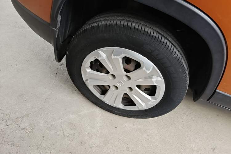 Used Baojun 510 2017 1.5L manual Comfort trim Right Rear Wheel Hub