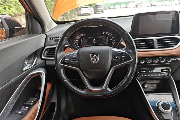 Used Baojun 510 2017 1.5L Automatic Luxury Model Steering Wheel