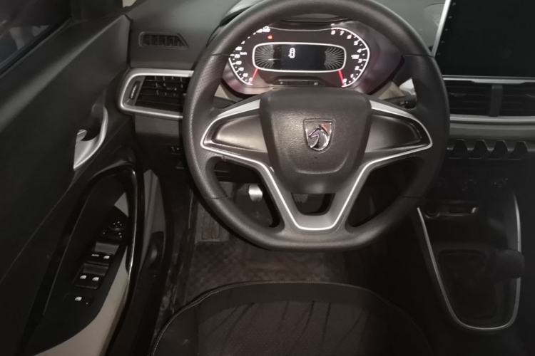 Used Baojun 510 2017 1.5L manual Comfort trim Steering Wheel