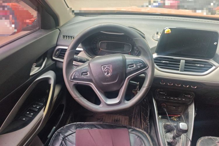 Used Baojun 510 2017 1.5L Manual Fashion Model Steering Wheel