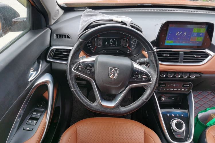 Used Baojun 510 2017 1.5L Automatic Luxury Model Steering Wheel