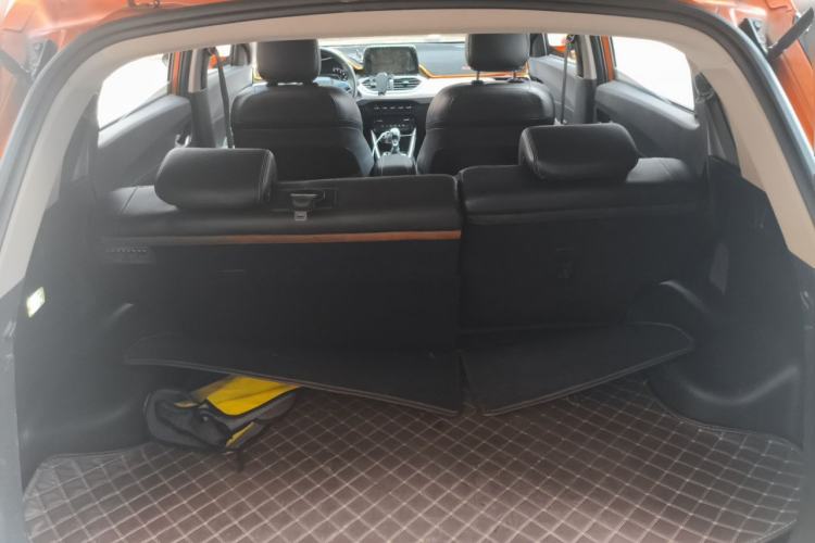 Used Baojun 510 2017 1.5L Manual Fashion Model Trunk