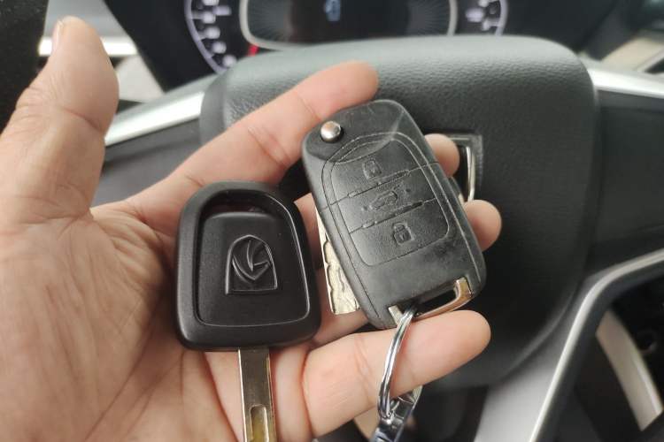 Used Baojun 510 2017 1.5L manual Comfort trim Vehicle Key