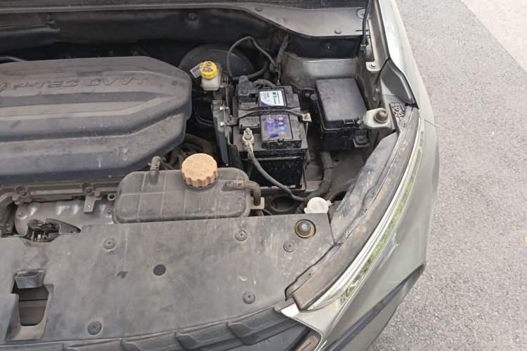 Used Baojun 510 2017 1.5L Manual Luxury Model Engine Bay Left