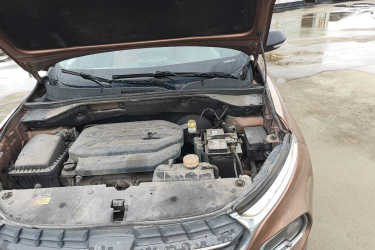 Used Baojun 510 2017 1.5L Manual Luxury Model Engine Bay Left