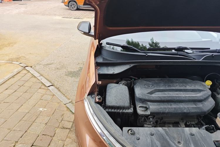 Used Baojun 510 2017 1.5L Manual Luxury Model Engine Bay Right