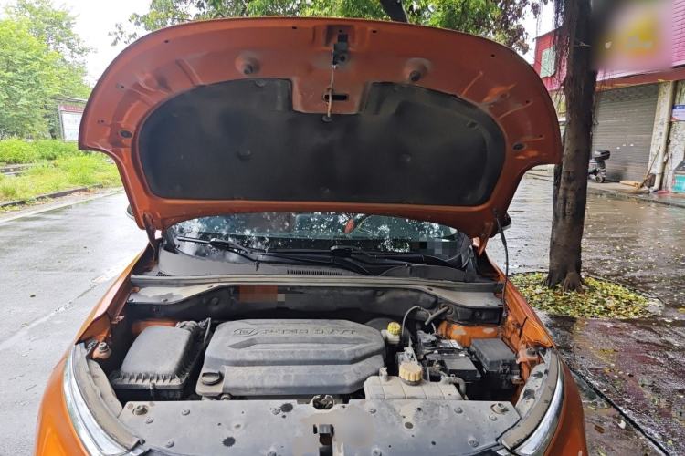 Used Baojun 510 2017 1.5L Automatic Luxury Model Engine Bay
