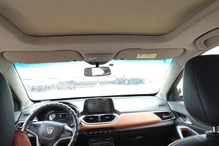 Used Baojun 510 2017 1.5L Manual Luxury Model Headliner