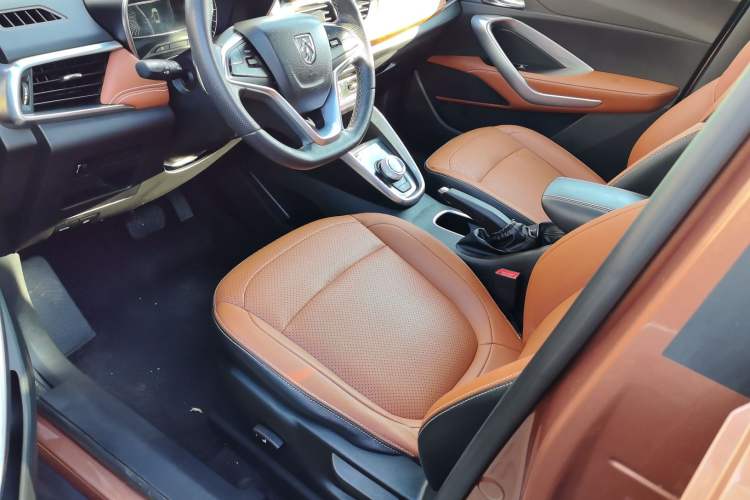 Used Baojun 510 2017 1.5L Automatic Luxury Model Interior 3